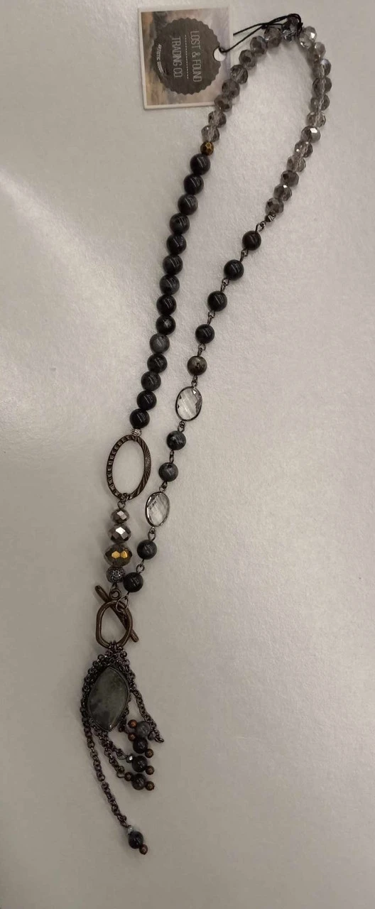 Lost & Found Necklace- H Lost & Found Necklace- H -Gustwillers Clothing Shop Lost Found Necklace H S 1 27034.1713286201