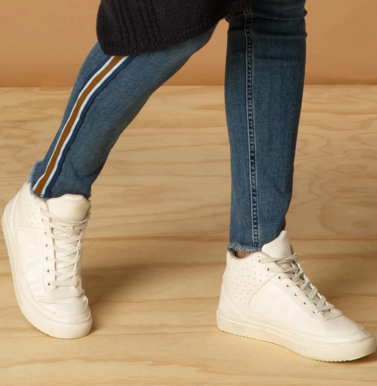 Side Trim Skinny Jean Side Trim Skinny Jean -Gustwillers Clothing Shop Side Trim Skinny Jean S 2 86200.1710450853