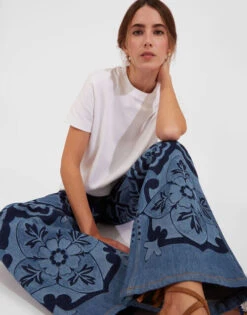 Better Than Your Boyfriend Jeans Partenope Navy In Denim -Gustwillers Clothing Shop TRO0091DEN002PRT03 BU06 3