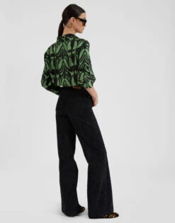 Flare Jeans Corte Black In Denim