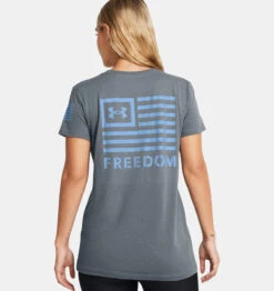 Under Armour UA® Freedom Banner T-Shirt -Gustwillers Clothing Shop UA Freedom Banner T Shirt GRAVEL 3 51680.1711481083